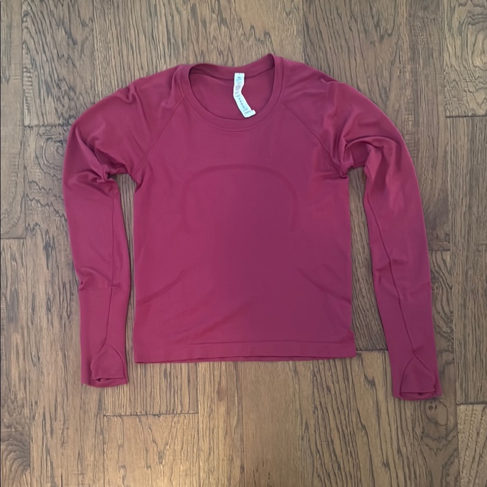 lululemon athletica Long Sleeve Top in Pomegranate